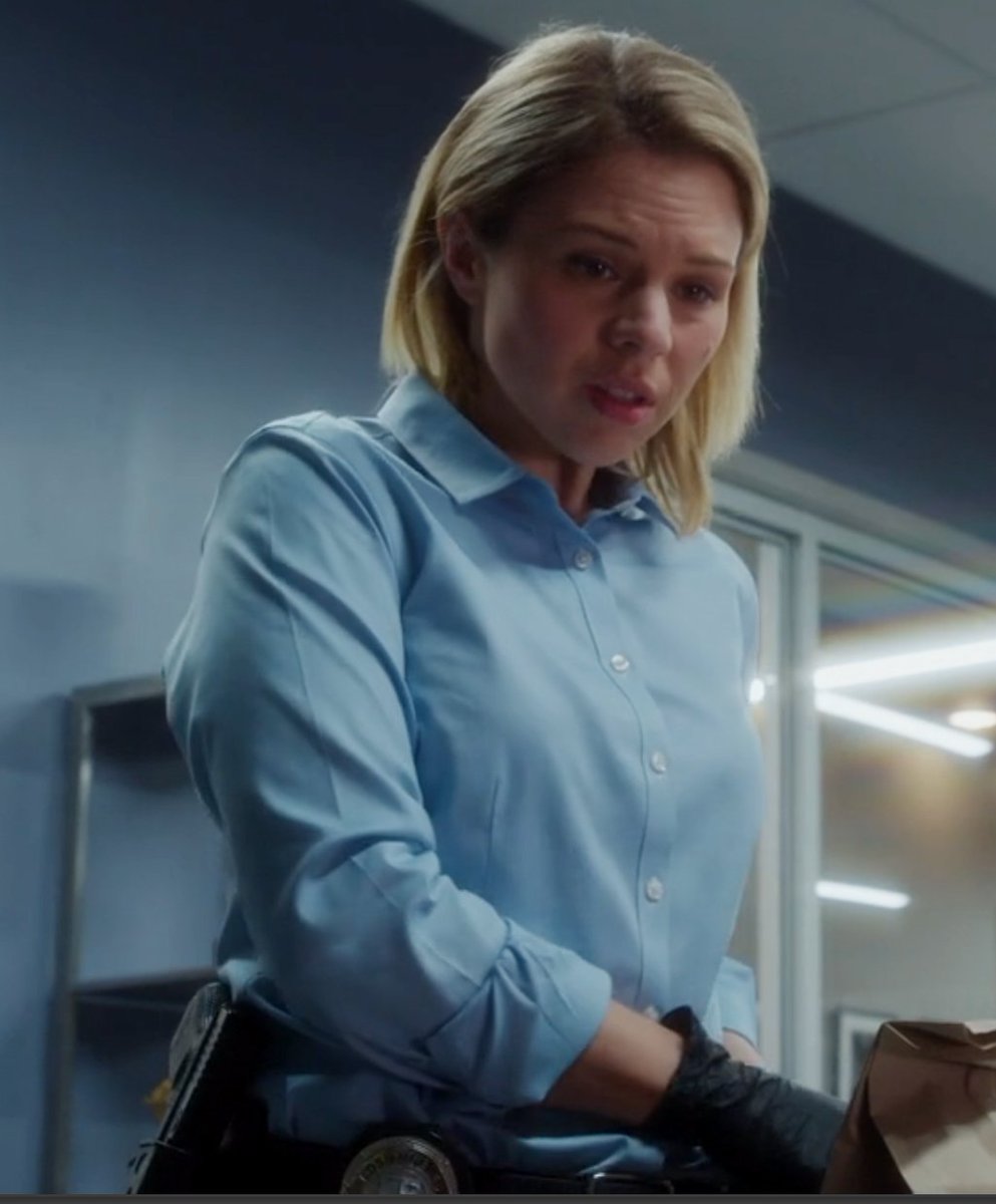 lezwatchtv's tweet photo. The https://t.co/cJehkv4U1u character of the day is ... Nickole Bilson from #TenDaysInTheValley -- https://t.co/sZwxskiNvq #lwtvcotd https://t.co/GMOrZ1TOmu