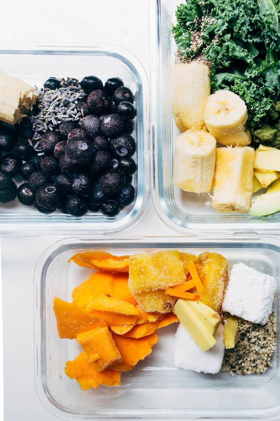 Fruits_Veggies's tweet photo. Running out of time to use up your fresh fruits and veggies?! Not a problem, just wash them and pop them in the freezer! #foodwaste https://t.co/U06TokwtFD