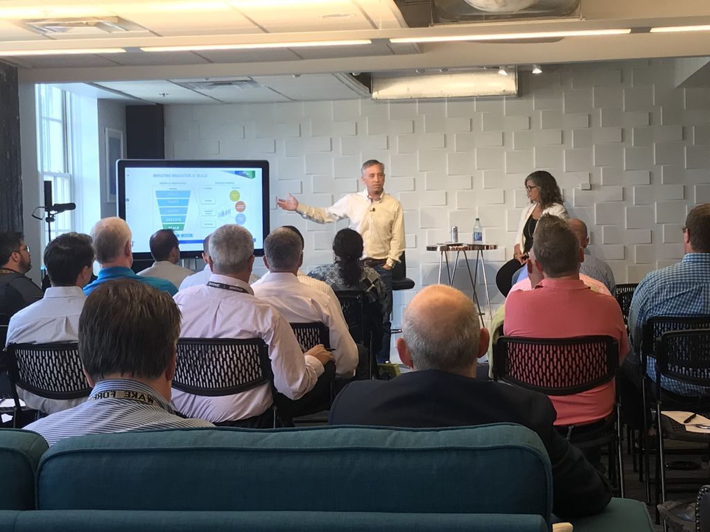 Ent_Innovation's tweet photo. John Donahue shares how @AnthemInc does Innovation at the Enterprise Entrepreneurship Series 
https://t.co/UiCHgCkxcf https://t.co/sd96G0D9uB