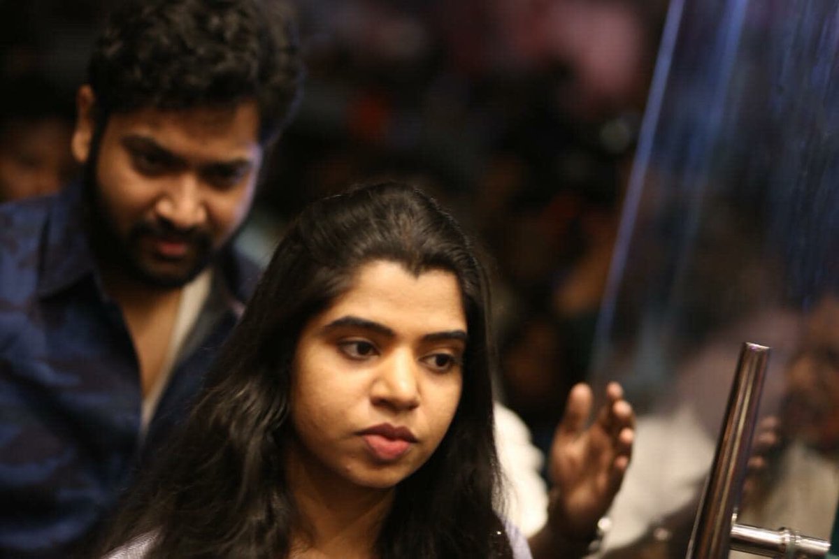 filmistreet's tweet photo. #STR sister #Ilakya #Mahat at #RohiniComplex #ChekkaChivanthaVaanam 5 am show today..  @RohiniSilverScr @LycaProductions @MadrasTalkies_ @onlynikil https://t.co/wwpJ6nH83f