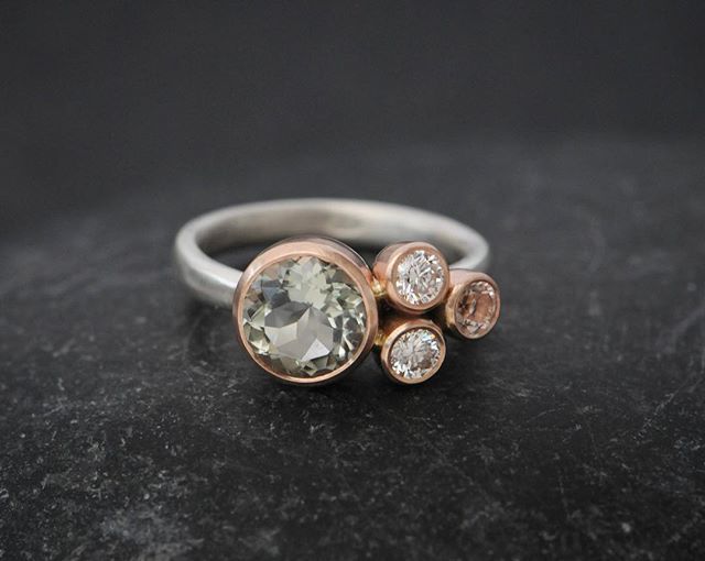 williamwhiteart's tweet photo. Green amethyst, diamonds and morganite cluster ring. #cornishjewellery #clusterring #greenamethyst #greenamethystring #williamwhitejewelry #handmadeincornwall https://t.co/i8fRqtiD07 https://t.co/TCI1lZmSLb