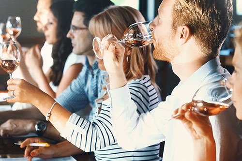 BhavyaArrora's tweet photo. Check out some of our top tasting events perfect for team building https://t.co/JGFW767C2t https://t.co/ZkdNifRXbP