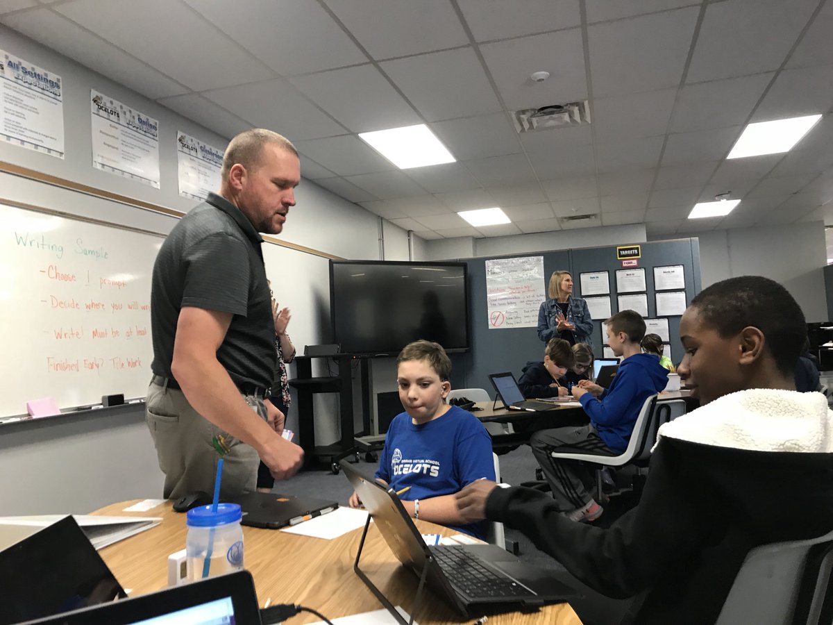 OPS_Virtual's tweet photo. MS teachers and learners are reflecting on our successes today. Learner: “I didn’t give up when I was working on a math problem and Mr. Gamble helped me.” #OVSembracelearning #growthmindset https://t.co/PIwdzRgUvv