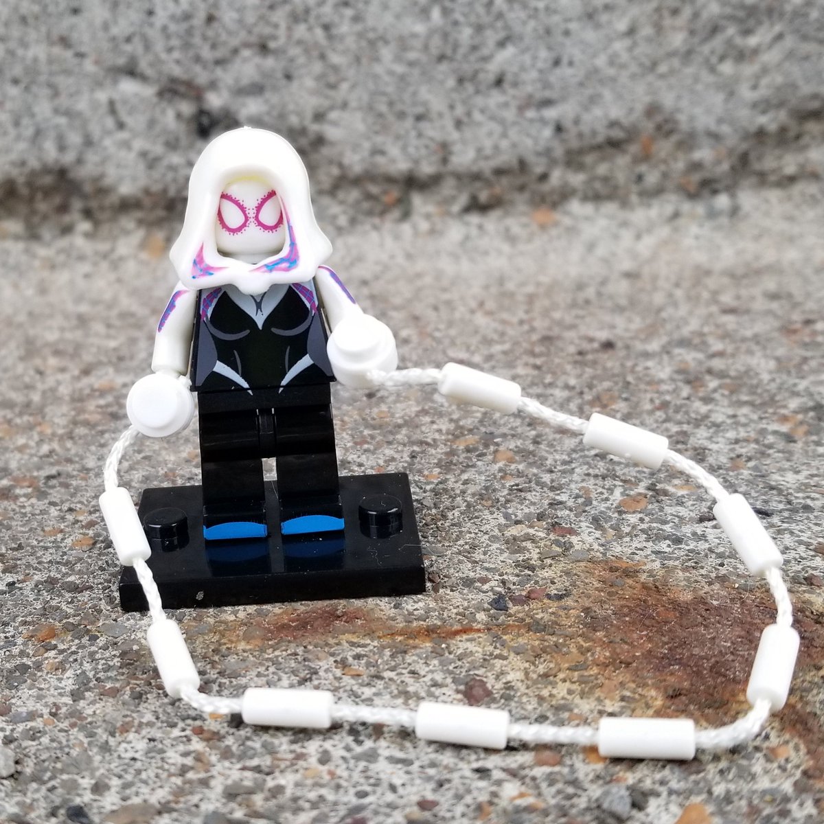 LexxZombie's tweet photo. Another #BootLego Spider-Gwen variant arrived. 😍 https://t.co/zkvjnxKJGO