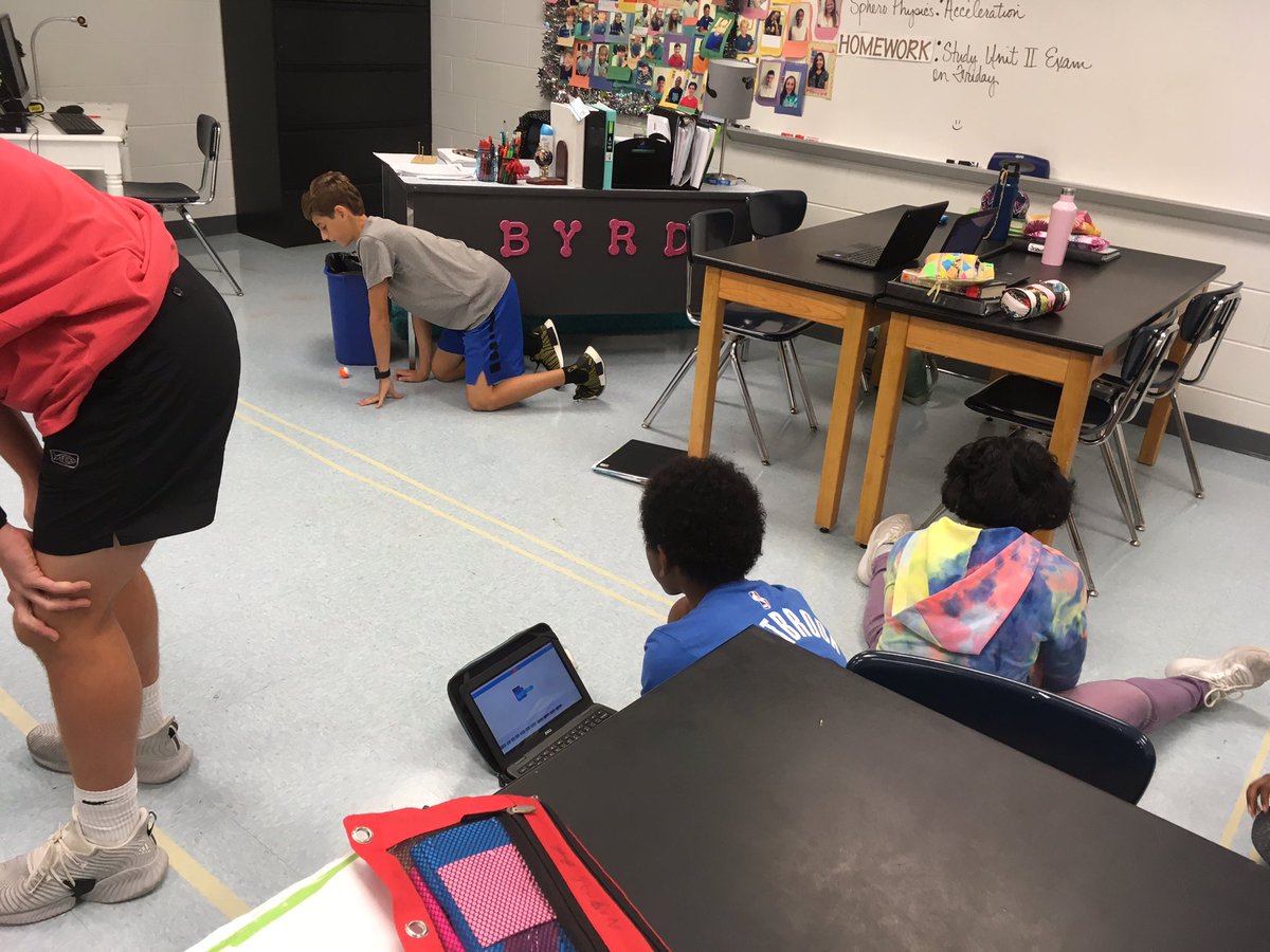 HCSELI's tweet photo. @BerryMiddle students learning how to calculate velocity by coding @SpheroEdu Mini Spheros. #Success #ALDLCS #cs4all #cs4Alabama #LearningisFun @HooverSchools https://t.co/sYx45KrjYW