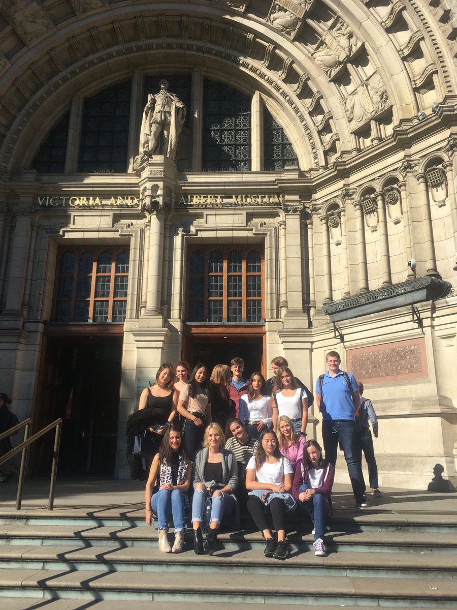 Sixth form Art and Spanish students outside the V &amp; A museum in London about to see the  Frida Khalo exhibition-it’s a glorious day here #vam# Ellesmerec#art#exhibition