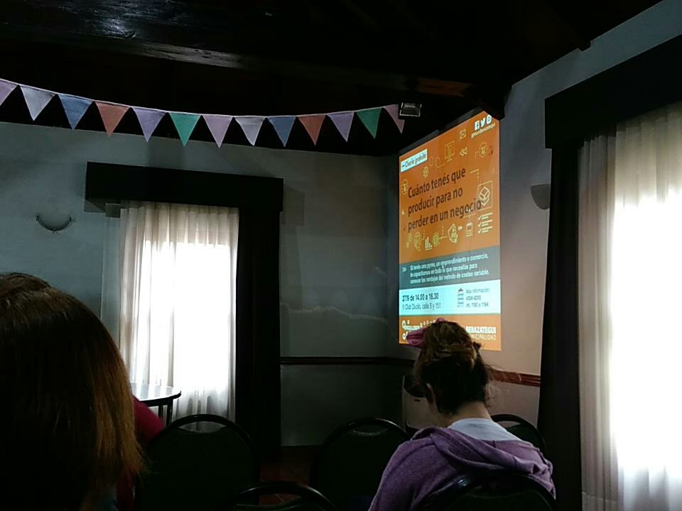 RRoglia's tweet photo. Por iniciar en #clubducilo charla sobre METODO DE COSTEO VARIABLE A CARGO DE @MuniBerazategui https://t.co/xfj2wQcOqS