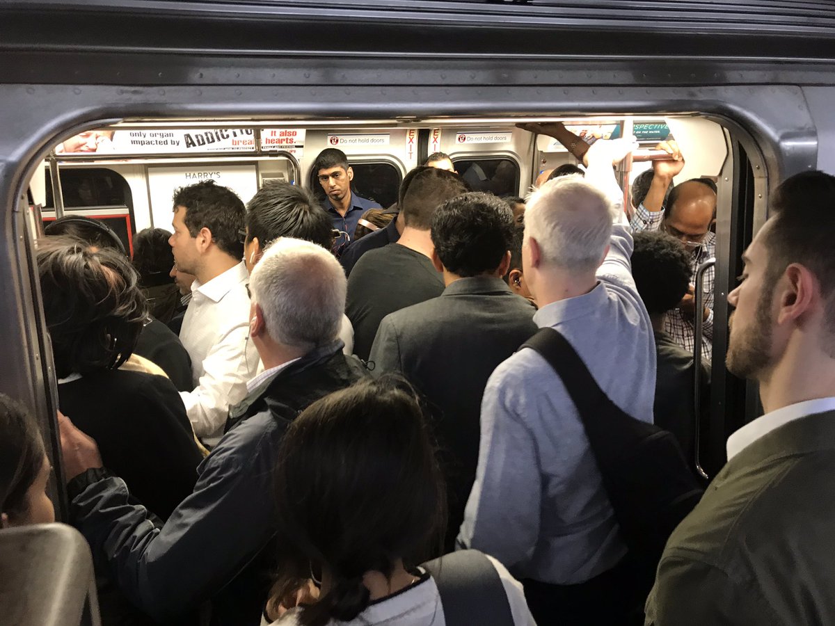 racerxnyc's tweet photo. @PATHTrain And Mayor @StevenFulop @GovMurphy @NYCMayor @NYGovCuomo DO NOTHING against @Pathtrain to help your constituents @pathalerts #PathSucks #ExposePath #WeTheCommuters @PathFAIL @NJTPA @NJTrainDelays https://t.co/gDANhVnIUv