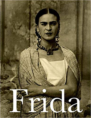 Margaret_Hooks's tweet photo. Vea 'El vestuario de Frida: un lenguaje personal' ... de mi libro 'Frida Kahlo: la gran ocultadora' (2002), texto disponible ahora en línea en: https://t.co/h0vbqlJpxD #FridaKahlo #Frida #Kahlo #arte #mexico #artemexicano #mujeres #mujeresartistas @museofridakahlo https://t.co/OWLUy3EUUf