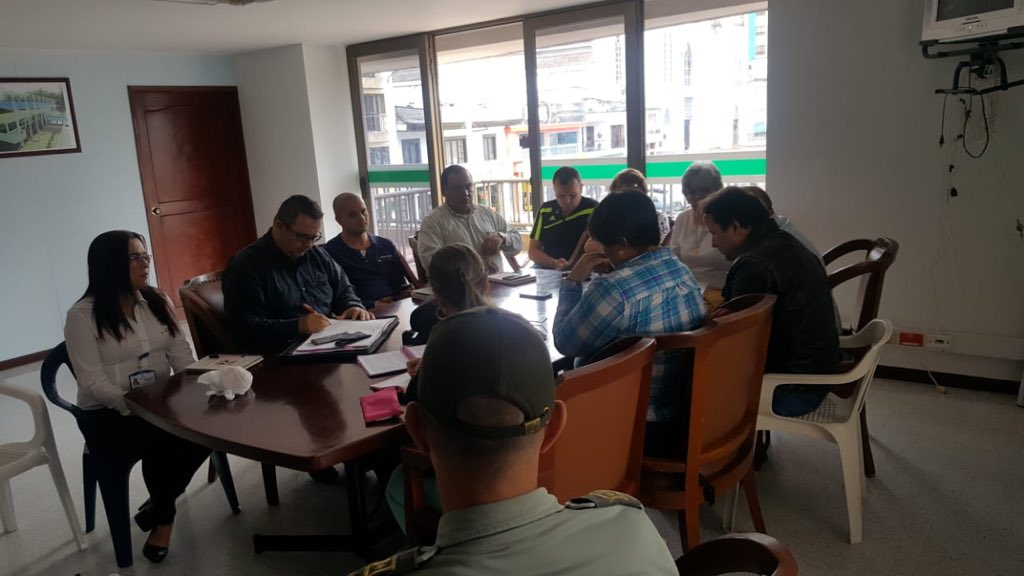 Alcaldiastarosa's tweet photo. #SomosDestinoTurísticoSostenible
El alcalde encargado Robinson Arroyave lideró el Comité Municipal de Turismo en la que se estudian informes de auditoría de seguimiento a la Certificación como Destino Turístico Sostenible y los respectivos planes de acción @HAriasMejia @jeanorva https://t.co/yZjhK1zi0u