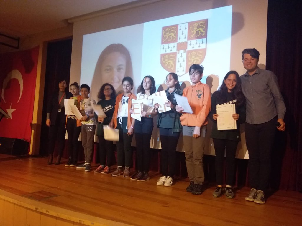 Cambridge Sertifika Töreni 2018
KADIKÖY DOĞA KOLEJİ 
İftiharla sunar.

<a href="/DogaOkullari/">Doğa Koleji</a> 
@KadikoyDoga 
<a href="/ece_hamret/">Ece HAMRET</a> 
<a href="/tbmumcu/">TM</a> 
<a href="/nazli10er/">Nazlı Sert</a> 
@SanemBH 
<a href="/elvin_oven/">Elvin Öven Güçbilmez</a> 
<a href="/CigdemYcel/">Çiğdem Yücel</a> 
<a href="/sevgicengeloglu/">sevgicengeloglu</a> 
<a href="/kadirkilichoca/">KADİR KILIÇ</a> 
<a href="/AliRizaLule/">Ali Rıza Lüle</a>