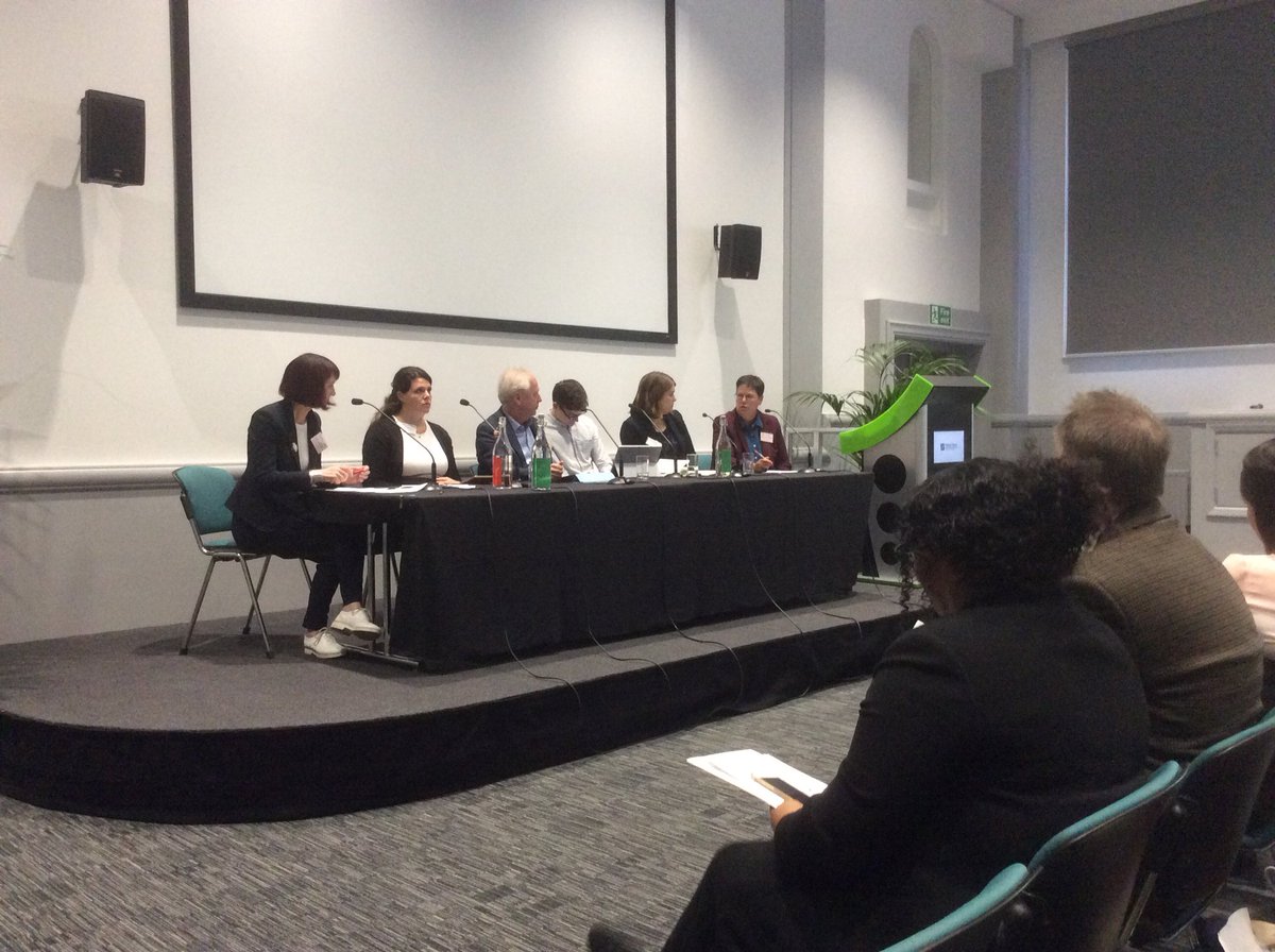 DrDMCarter's tweet image. Today I have been learning about #learninggain (this is a photo of the afternoon panel). I was briefly involved when HEFCE began the programme in 2015. Feels like I have been brought up to date. Observations follow (in five parts of you can bear it) ...