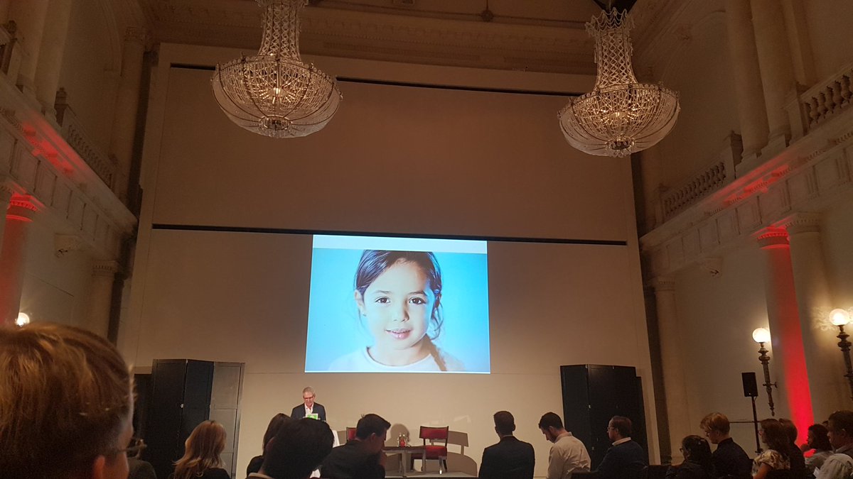 seebohm's tweet photo. What will it be like, the next generation of civilization? 
Listening to the analysis of Nigel Shadbolt about the #digitalape. #KI https://t.co/obEyrnn0Hv