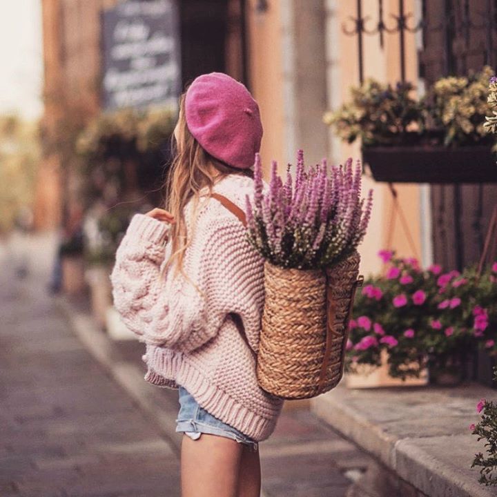 It’s almost the weekend — bring on the markets and fresh blooms! #soukibackpack #fairtrade