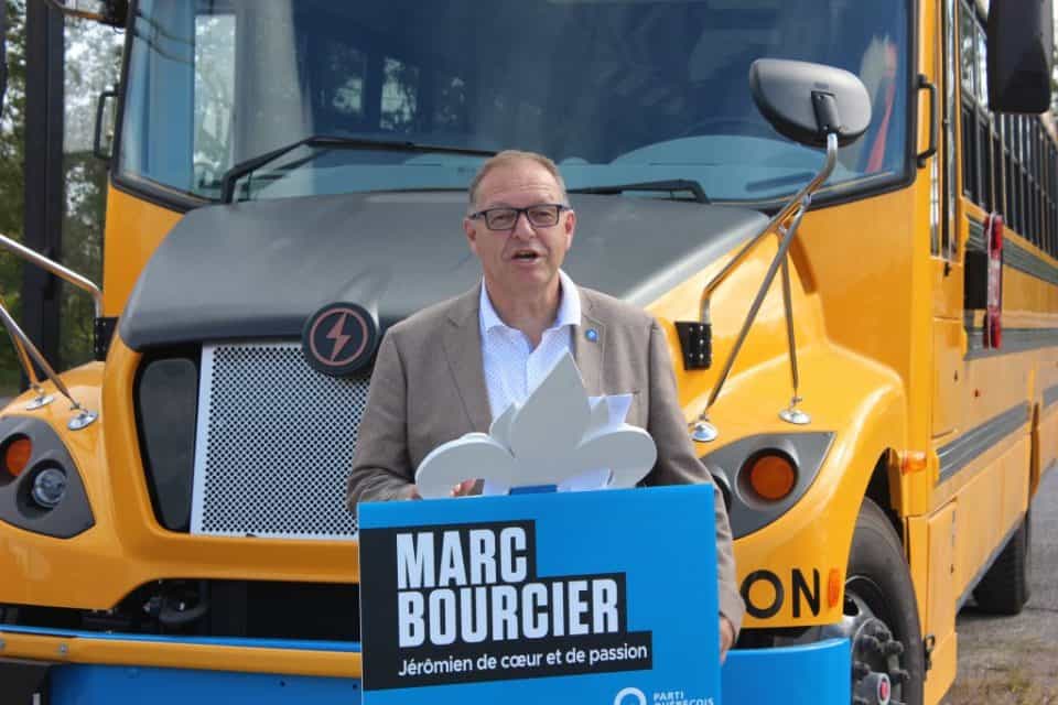 MP Marc Bourcier: “The introduction of electric vehicles in Quebec is irreversible.” He wants to electrify 100% of urban and school buses in Quebec by 2030. Saint-Jérôme is a leader in electric vehicles due to #TAC @InstitutIVI and @LionElectricCo bit.ly/2Qc9wi0