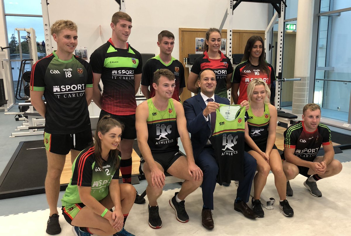 Great visit to <a href="/itcarlow/">TraleeAds</a> this evening. It’s the third largest of our ITs with 8,300 students. Here I am with some of the college’s sports scholars. I was joined on the visit by @PatDeeringTD and <a href="/mitchelloconnor/">Mitchell OConnor</a>