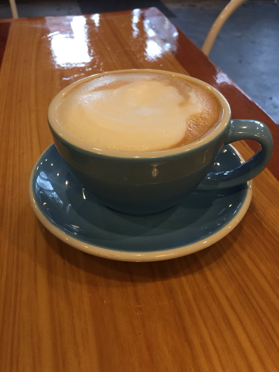 ochaleyblvd's tweet photo. A thing of beauty on a yucky afternoon... https://t.co/aHAhDYXGcY
