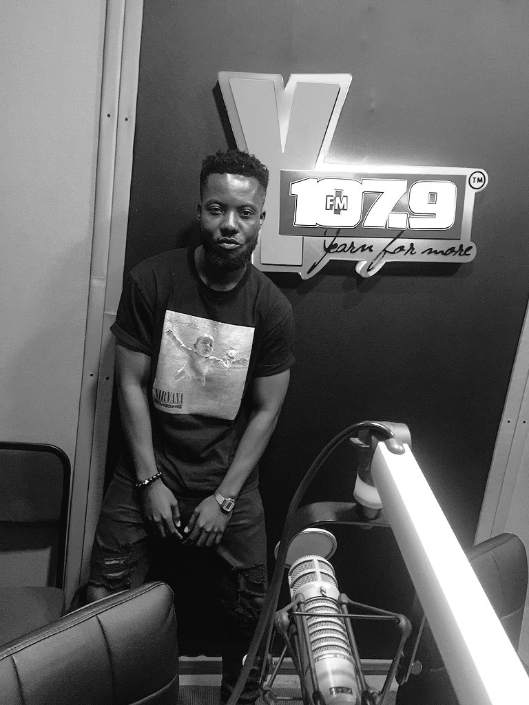 KojoManuel's tweet photo. This weekend:
The TakeOver at Carbon - Friday Night
CDS Pool Volleyball League at Oasis Lounge - Saturday afternoon
College Jam at Memory Lane Park - Saturday night
Raw Source on YFM - Saturday midnight
#WeDeyComePlay #ThisIsCarbon #CDPoolVolleyLeague #CollegeJam #RawSauce https://t.co/yNxIlNopjk