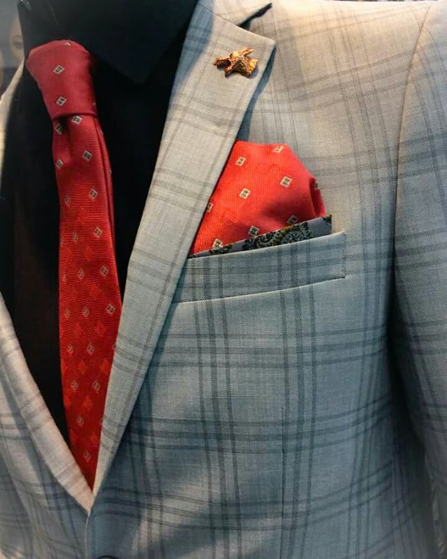 abrollings's tweet photo. In order to be irreplaceable one must always be different."--Coco Chanel. @ ABR Clothiers, we style you differently... #ABRclothiers #fashion #styles #menonsuits #suits #handsome #fashionblog #fashionista #naijawedding #naijafashion #menontuxedos #weddingsuit #blazers #jacket https://t.co/OK545x3Z5X