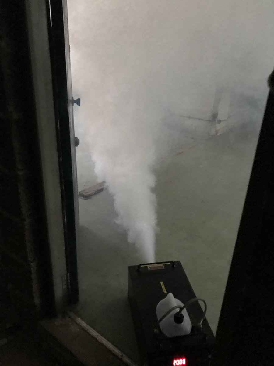SFRS_GST's tweet photo. Team now setting conditions for the #BreathingApparatusCrews 👩🏻🚒👨🏻🚒🚒 #SearchProcedures #WorkingBlind https://t.co/cShcHYOouR
