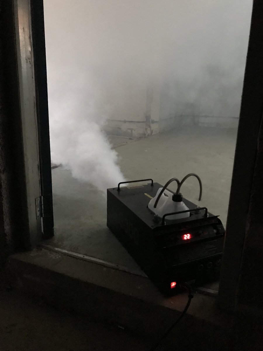 SFRS_GST's tweet photo. Team now setting conditions for the #BreathingApparatusCrews 👩🏻🚒👨🏻🚒🚒 #SearchProcedures #WorkingBlind https://t.co/cShcHYOouR