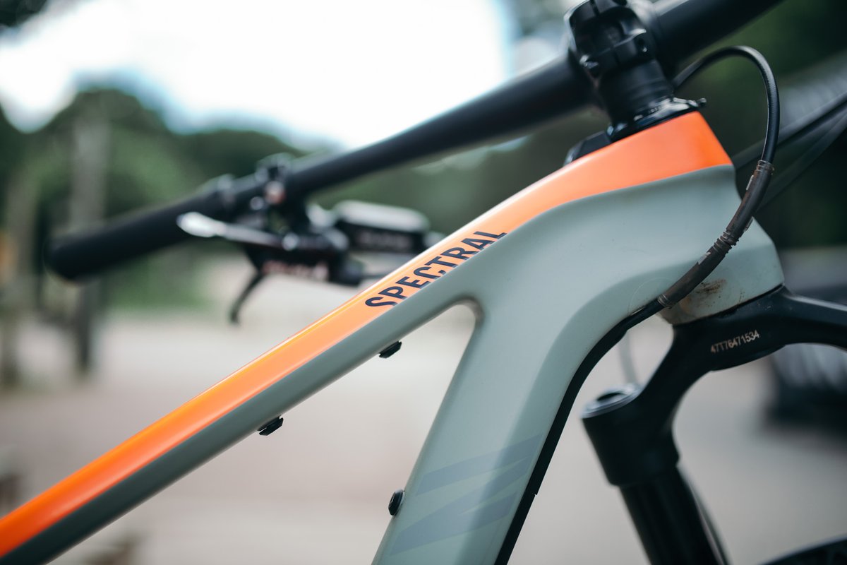 CanyonUK's tweet photo. HAVE YOUR SAY
It's already won Trail Bike of the Year 2018 and now the #SpectralCF 8.0 has been shortlisted for the 'Best Bike under £4500' in the @singletrackmag Reader's Awards!
https://t.co/Zsxgo5SgAf https://t.co/SrRn1aDocH