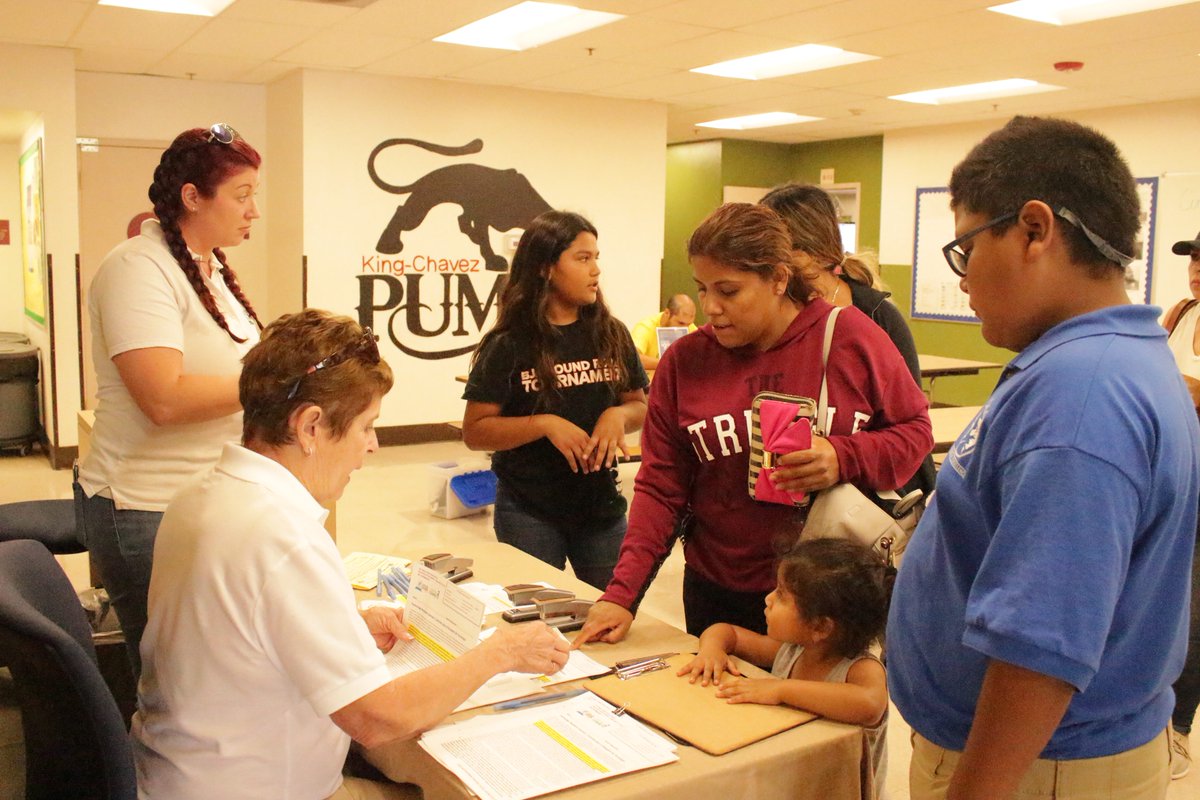 sdneighborhood's tweet photo. #KCPrep hosted the annual Open House and Resource Fair for families this week. Thank you to all of our community partners that were able to join the fair- @coxcomm, @c2sdkids, @SDGE , @border_angels, @FamilyHealthSD , @ymcasandiego, @SDPublicLibrary , and @sdcountyhhsa! https://t.co/S0EWBmMtyO