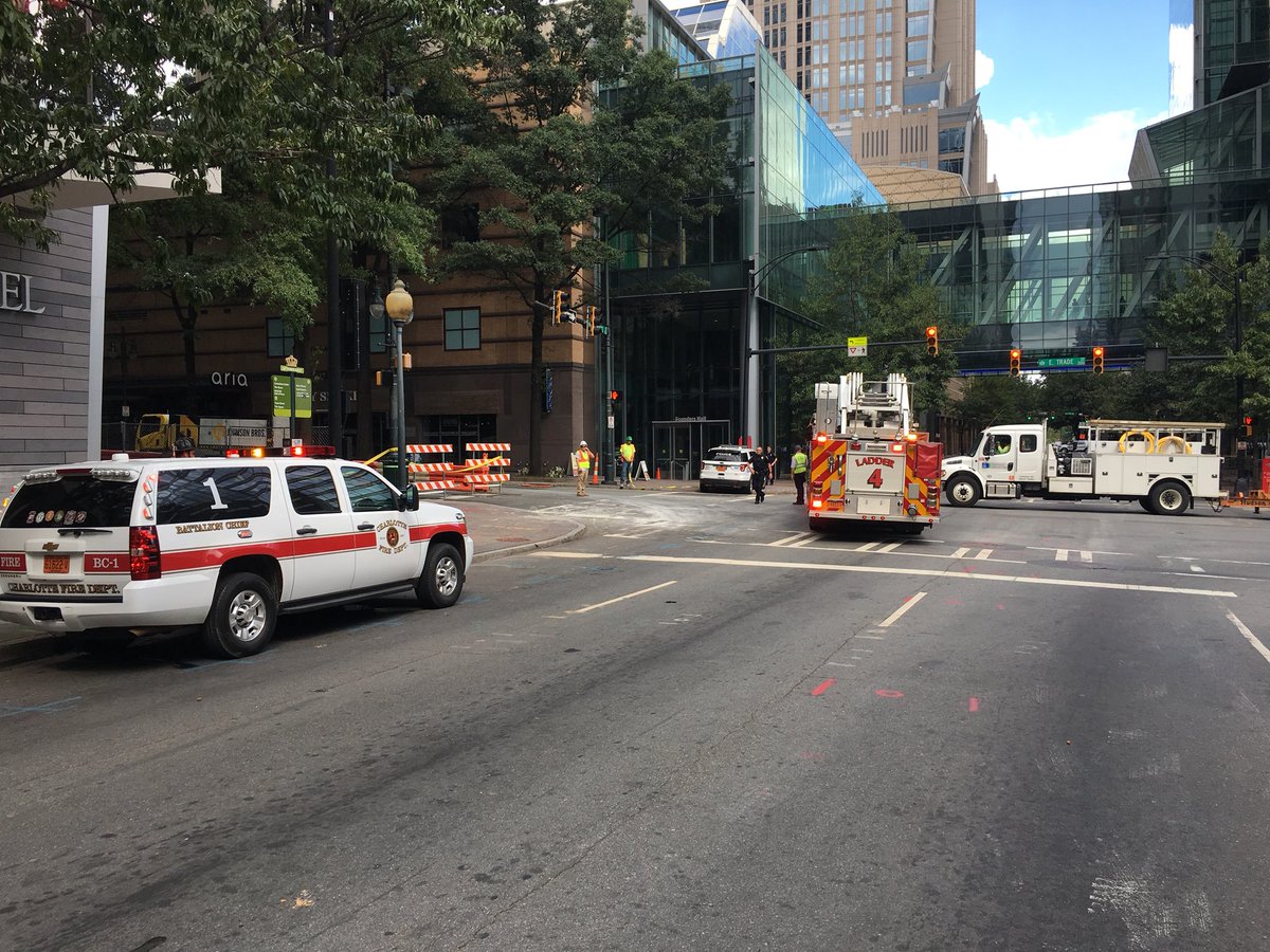 CharlotteFD's tweet photo. Traffic Advisory; Natural Gas Line Cut; Trade &amp; Tryon St and also Trade &amp; College St are affected; significant delays in Uptown area; please avoid &amp; seek alternate routes https://t.co/1rOZYYit21