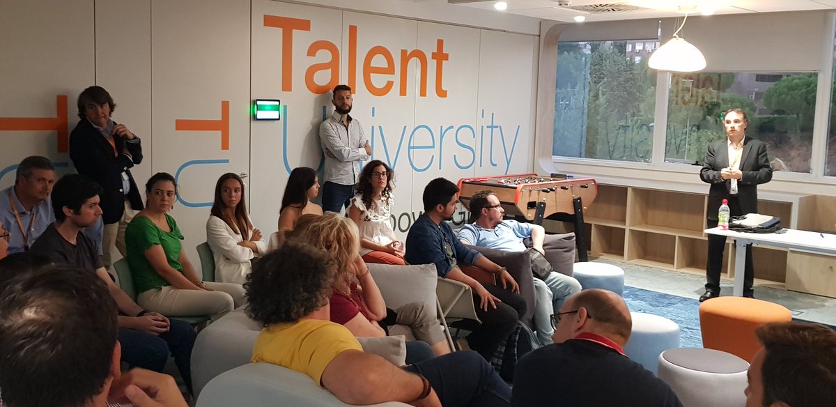 alfon_IT's tweet photo. ¿Puede caldearse un debate sobre #blockchain?Puede caldearse ;-) Seguimos debatiendo en nuestro taller #livingManpowerGroup #talento @ExperisITES #NewExperisIT #TalentPlan https://t.co/9gSYdnfQVt