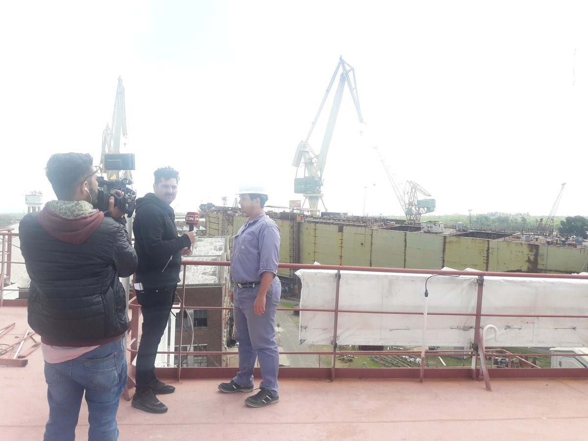 DiegoSuarezARS's tweet photo. Los trabajadores del Astillero contando la verdad de lamsituacion y denunciando que el.gobierno de Vidal nos desfinancia. 
@Urbanski_Fabian @fede_verbie @agustin_lp04 @infobae https://t.co/bHaHjIAPTK