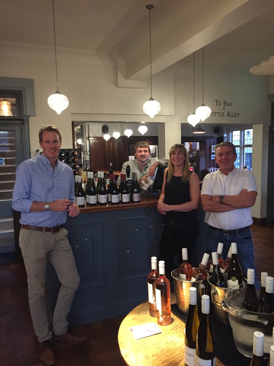 lovetasting's tweet photo. We are ready for tonight’s winemaker dinner ⁦@Bath_Arms⁩  with David ⁦@TwoRiversWineNZ⁩ ⁦@SnapperRockTony⁩ https://t.co/wbNJxx02ro