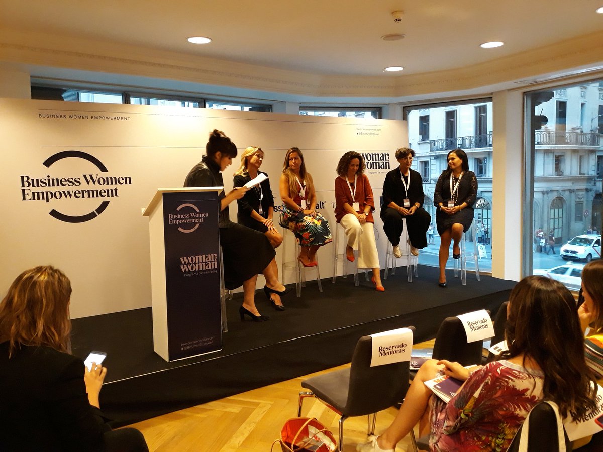 BWomenEmpower's tweet photo. Comienza la mesa redonda en #w2w con directivas de Gesvalt, Deloitte, Condor, Eibar, Savills Aguirre Newman. https://t.co/mY1voXgLhC