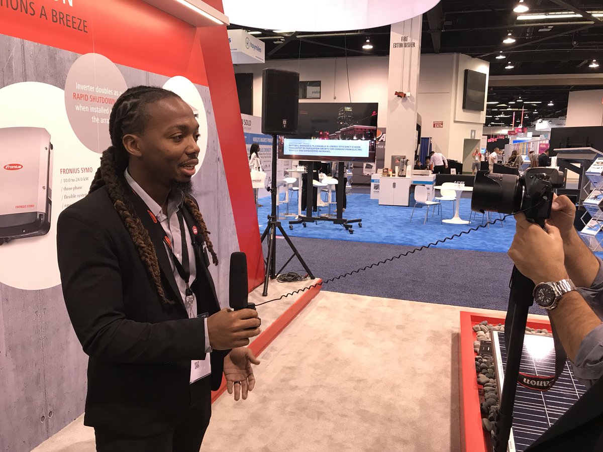 FroniusUSASolar's tweet photo. Last day at #spicon ☀️ wrapping up the week with some video promo with @FortuneEnergy
#24hoursofsun #rooftopsolutions https://t.co/iLXhylU37z