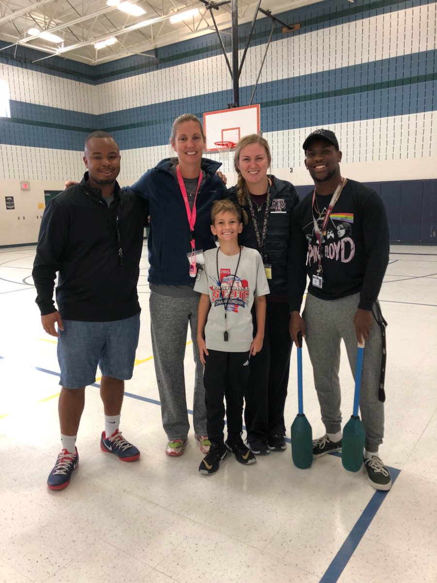 Cypress_Grove's tweet photo. Our "Assistant Coach of the Day" Coach D. Borak who won one of our Glow In The Grove contests! He was awesome! #cgcats #leadersintraining #SuccessCSISD https://t.co/ygRbbppHiT
