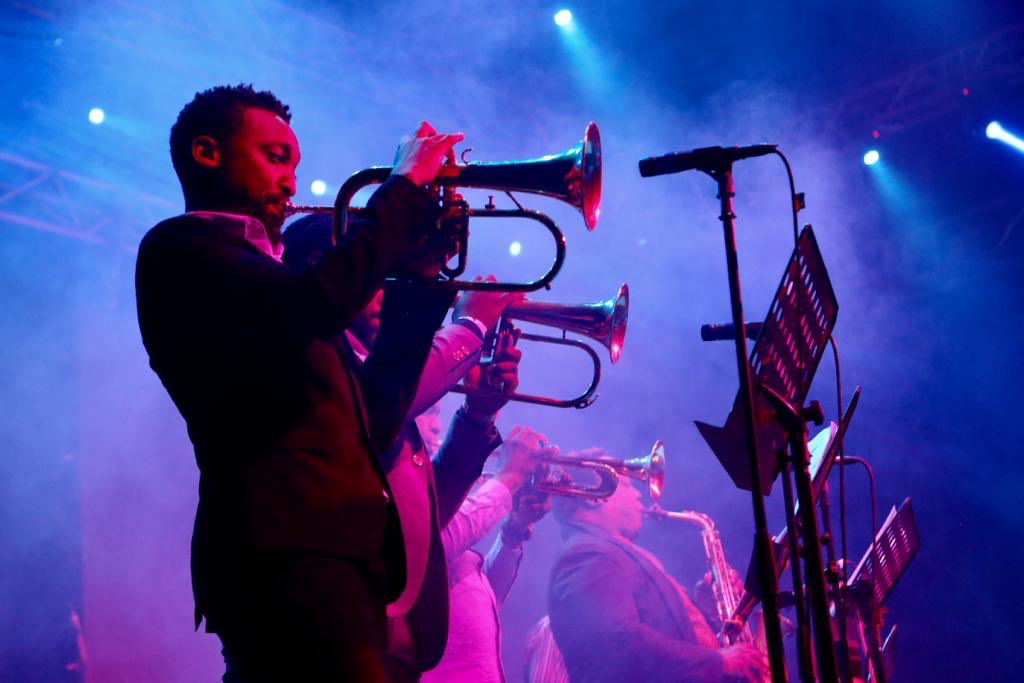 StandardBankArt's tweet image. Ladies and Gentlemen: The Horn Summit 🙌🏽 #SBJOJ21