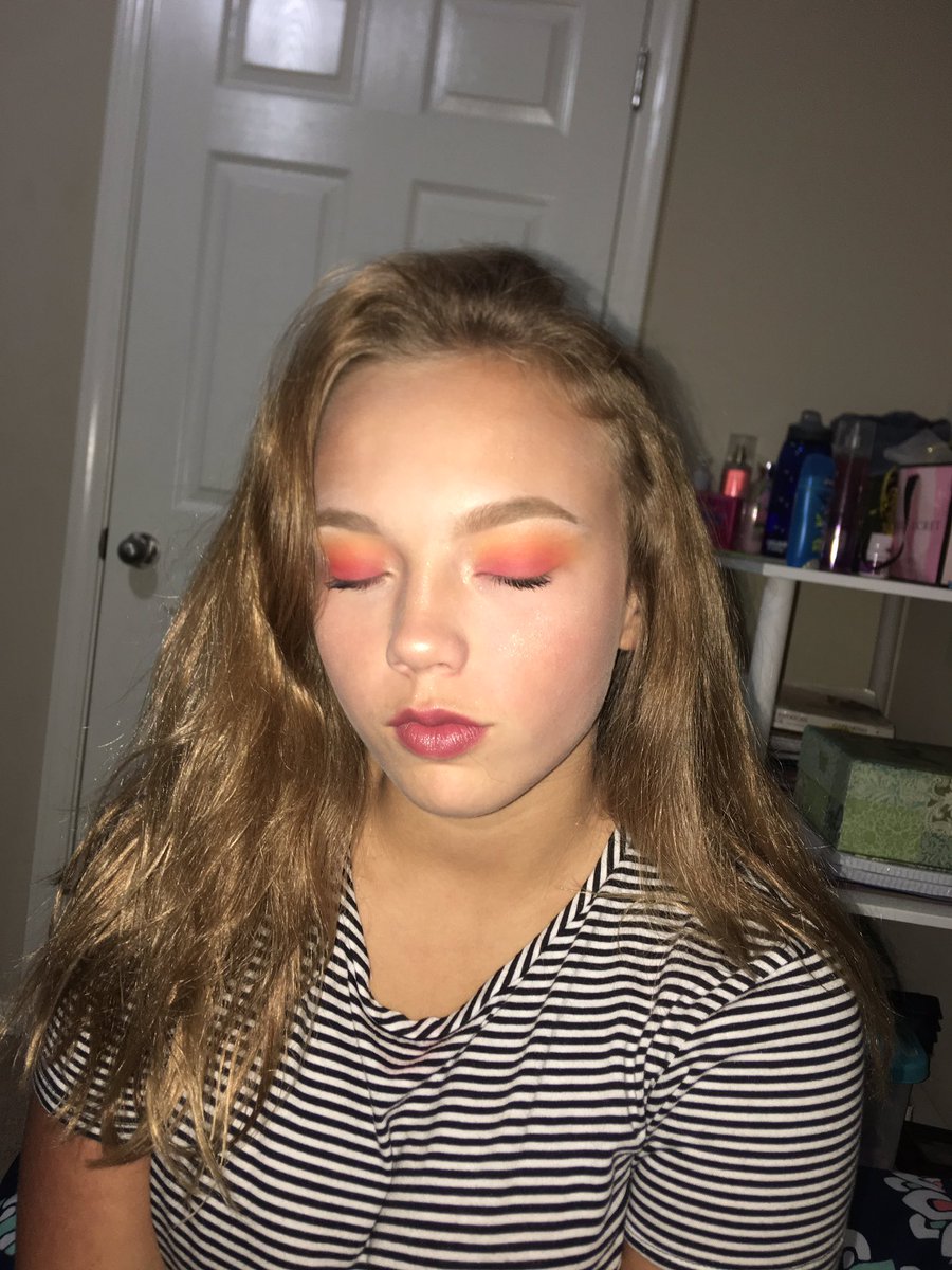 maddief0723's tweet photo. All created using the @lauraleeelay party animal palette! @Laura88Lee https://t.co/yNJWMSrKv0