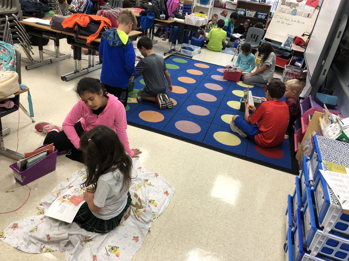 Our 5th grade reading buddies came for a visit today!! <a href="/Ms_NolanGr5/">Kate Nolan</a>  <a href="/SeldensLanding/">seldens.landing.es</a> #Sel19 #happyreaders #youthmentors
