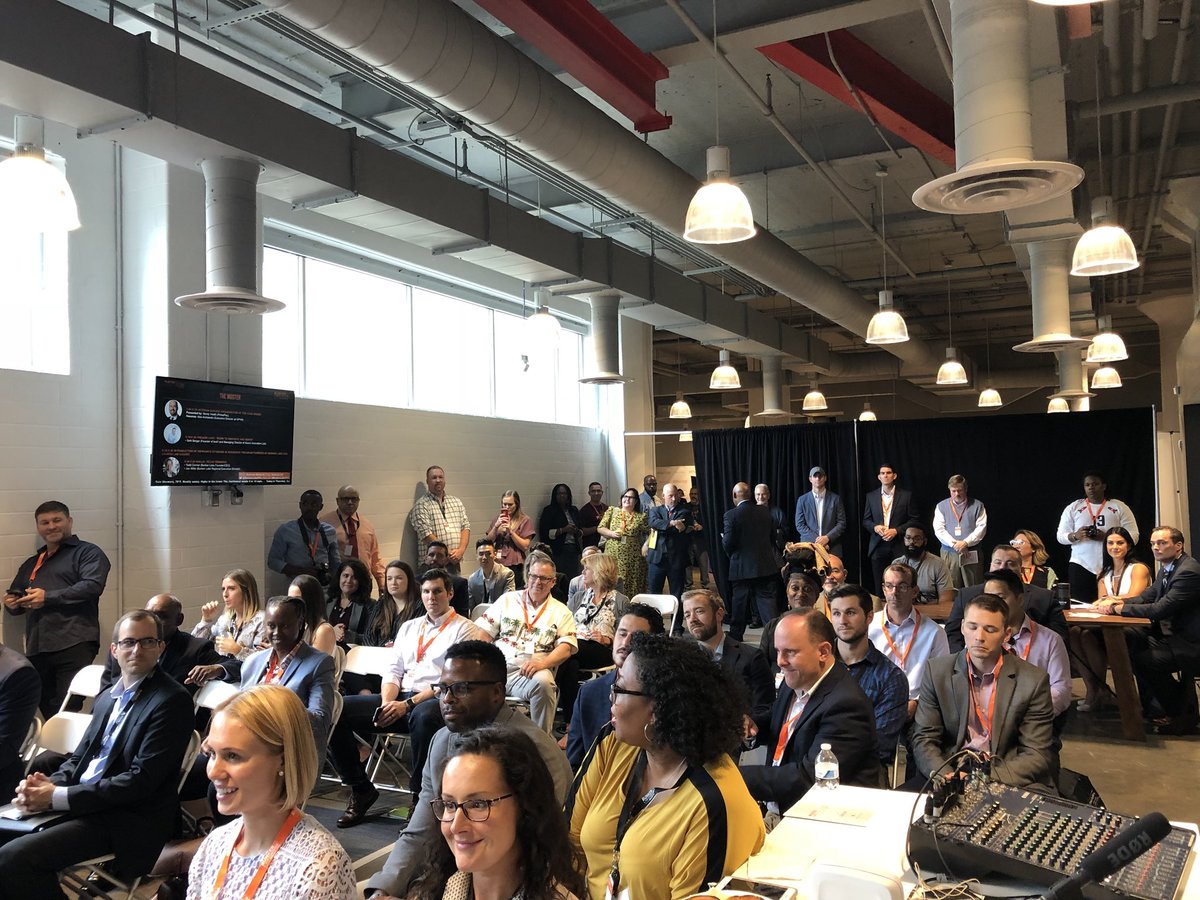 JesKorn's tweet photo. It’s going to to be a great day at @HussianCollege with the #bunkerLabsPHL #Muster! Thanks to @PrimePay for sponsoring. https://t.co/2ReKEWyhVG