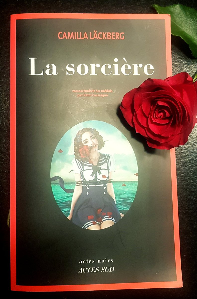 AnneEm_Viskovic's tweet photo. @camillalackberg 
So happy to find again Erica 😊
#lasorciere
@ActesSud 
#JeudiPolar 
#lecture https://t.co/mkixTLiPOh