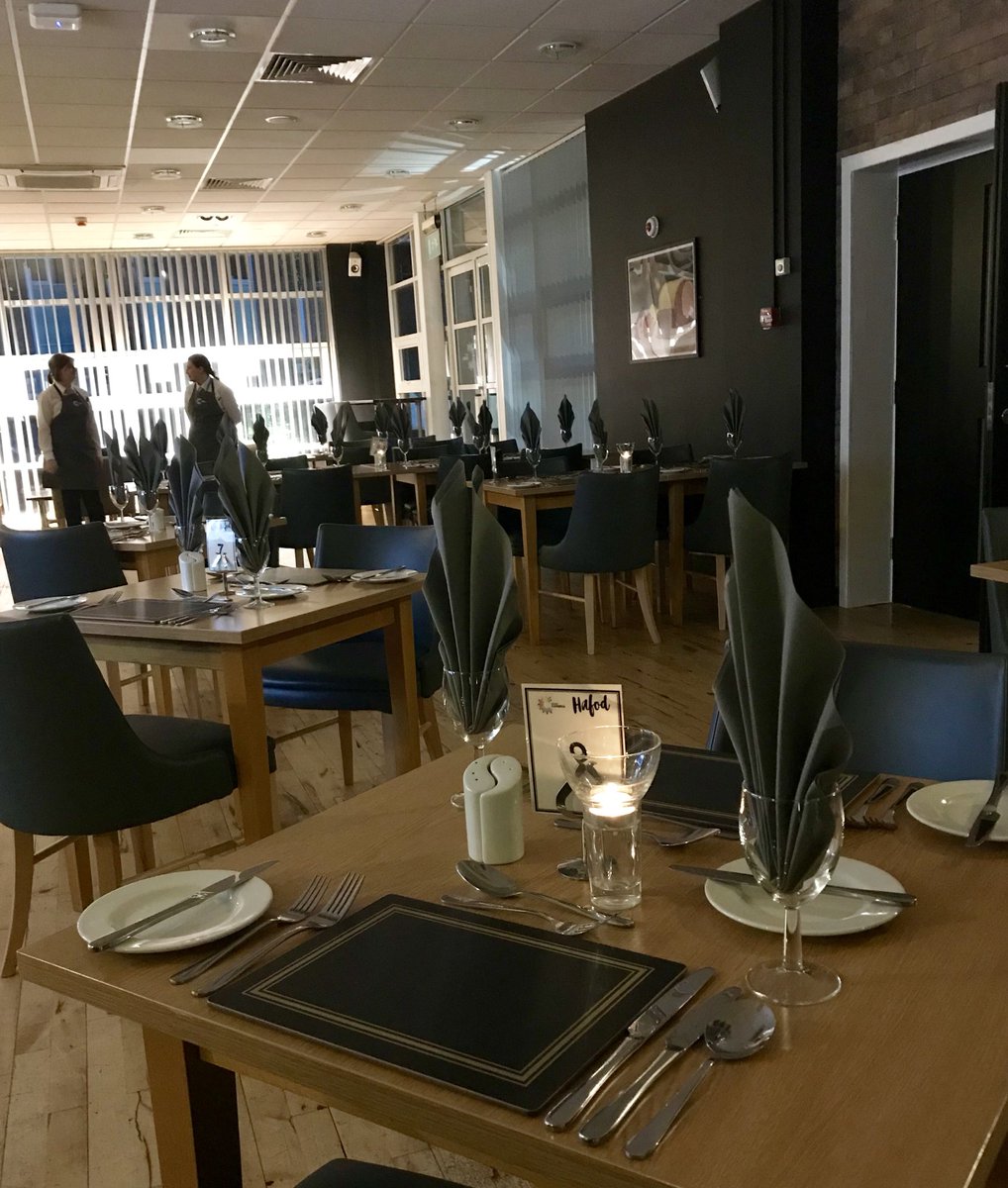 HafodCambria's tweet photo. Ready for our first evening restaurant of the term. We are open every Thursday night term time from 7pm @colegcambria @andywoods215 @jarvisa25 @Hudson1Judith @Markrobbo36 https://t.co/60jtleqQ7q