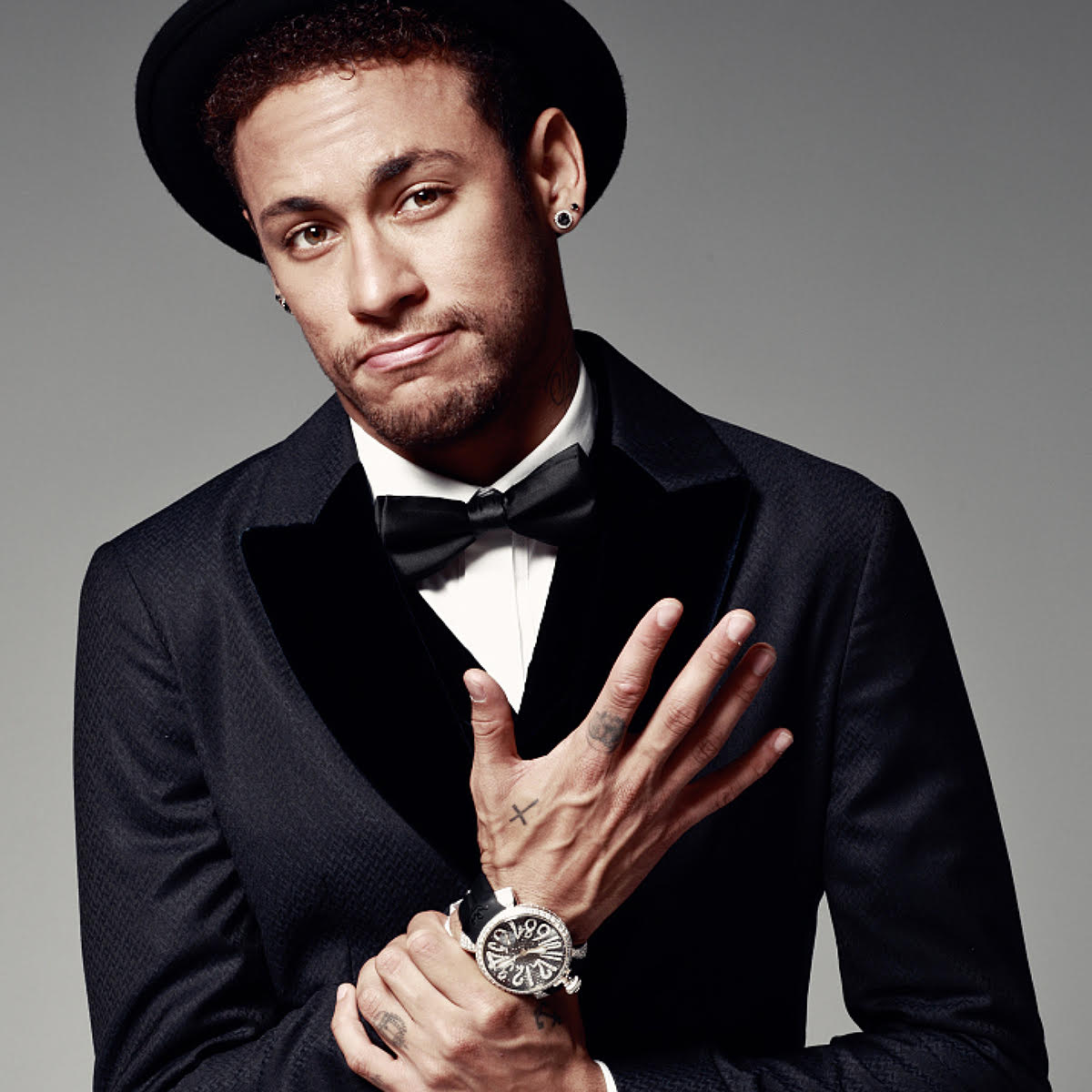 Neymar Jr on X: Your face could pretend, but your watch tells