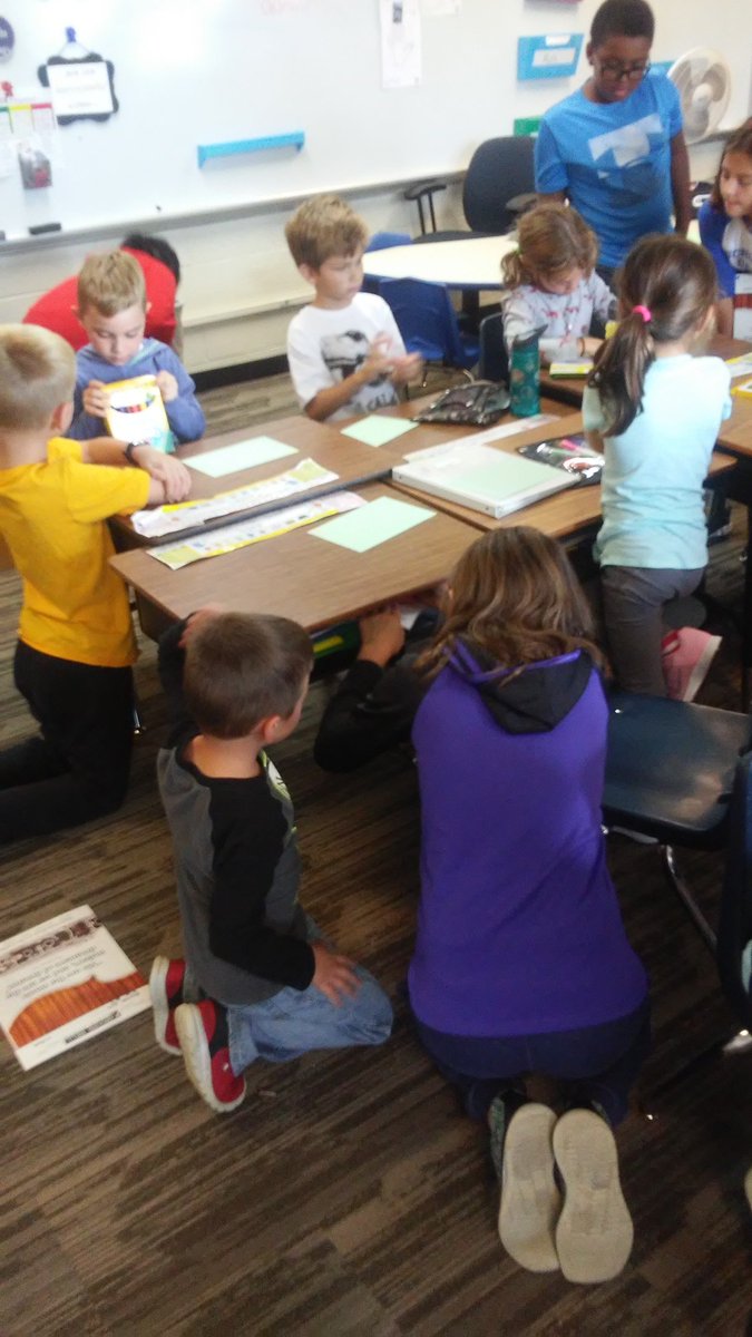 wilsonmtsd's tweet photo. Wilson 5th graders are helping our 1st grade think about our "Manners of the Month"...saying please and thank you! https://t.co/7sbxlmOEOt