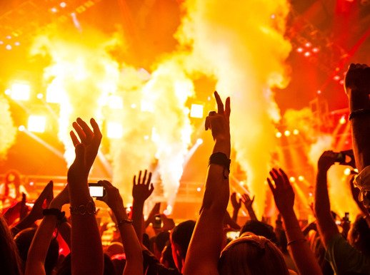 attila_kovesi's tweet image. @MikePush Time \o/ so gooood
#ASOT883