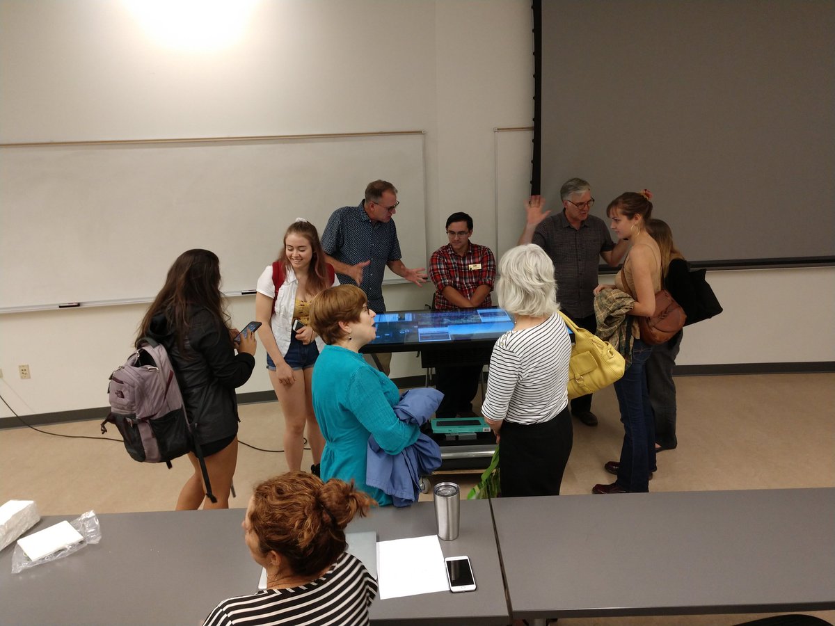 passchrishaines's tweet photo. THE Mississippi Multimedia Table is a hit @LoyolaNOLA Thanks for live tweeting @garvey_haines #environmentalroundtable https://t.co/CB8Iu8beu2