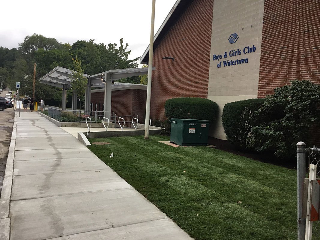 BerkeleyBuildCo's tweet photo. BBC's renovations at @WatertownBGC are done!
New teen room, office, and staff meeting space; reconfigured entrance with free-standing canopy, gardens, accessible ramp, and exterior lighting. Stop by and check out the new spaces! https://t.co/QRKE6lFvKt https://t.co/SmET8TJ2OG https://t.co/XlHsDzHoVC