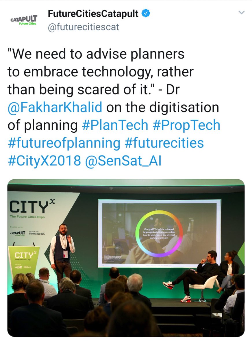 lara_beaton's tweet photo. My undergraduate supervisor @FakharKhalid spreading words of wisdom at #CityX2018 https://t.co/9gy9iu6IBq