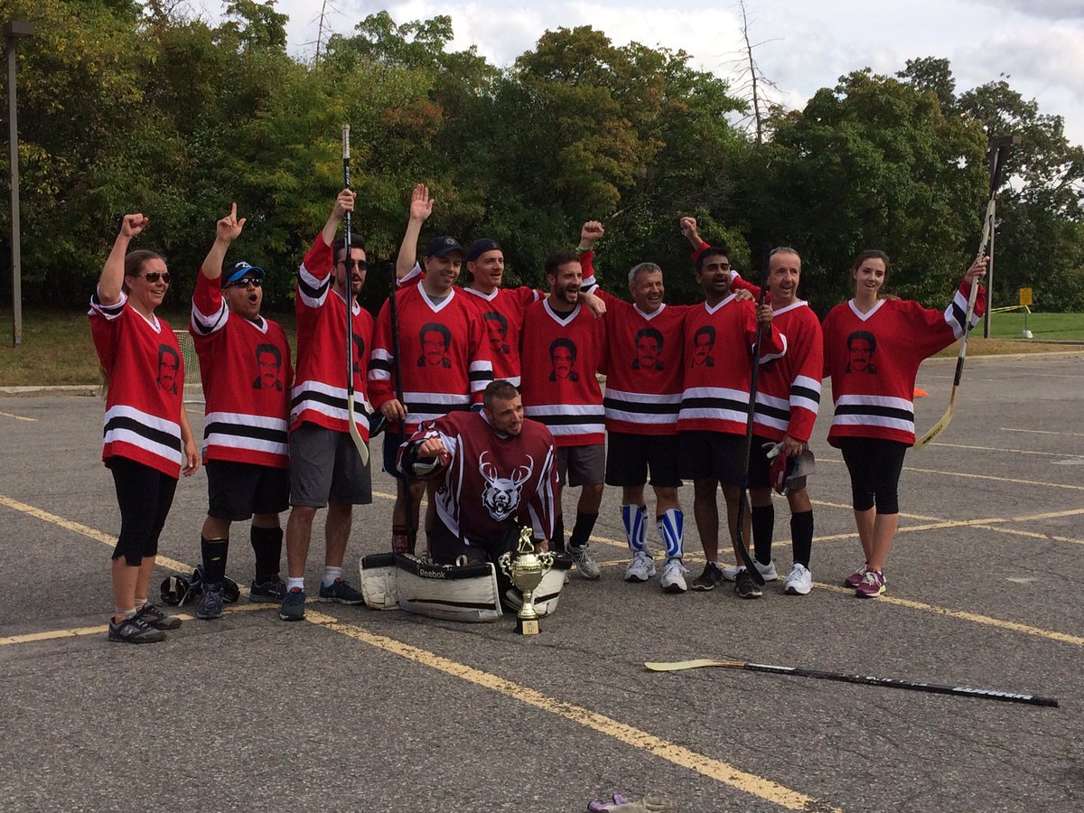 LiVE885fm's tweet photo. Winners of today's ball hockey tournament to raise money for @CTJumpstart with @HC2_SC2 https://t.co/EkFLak4Y7E