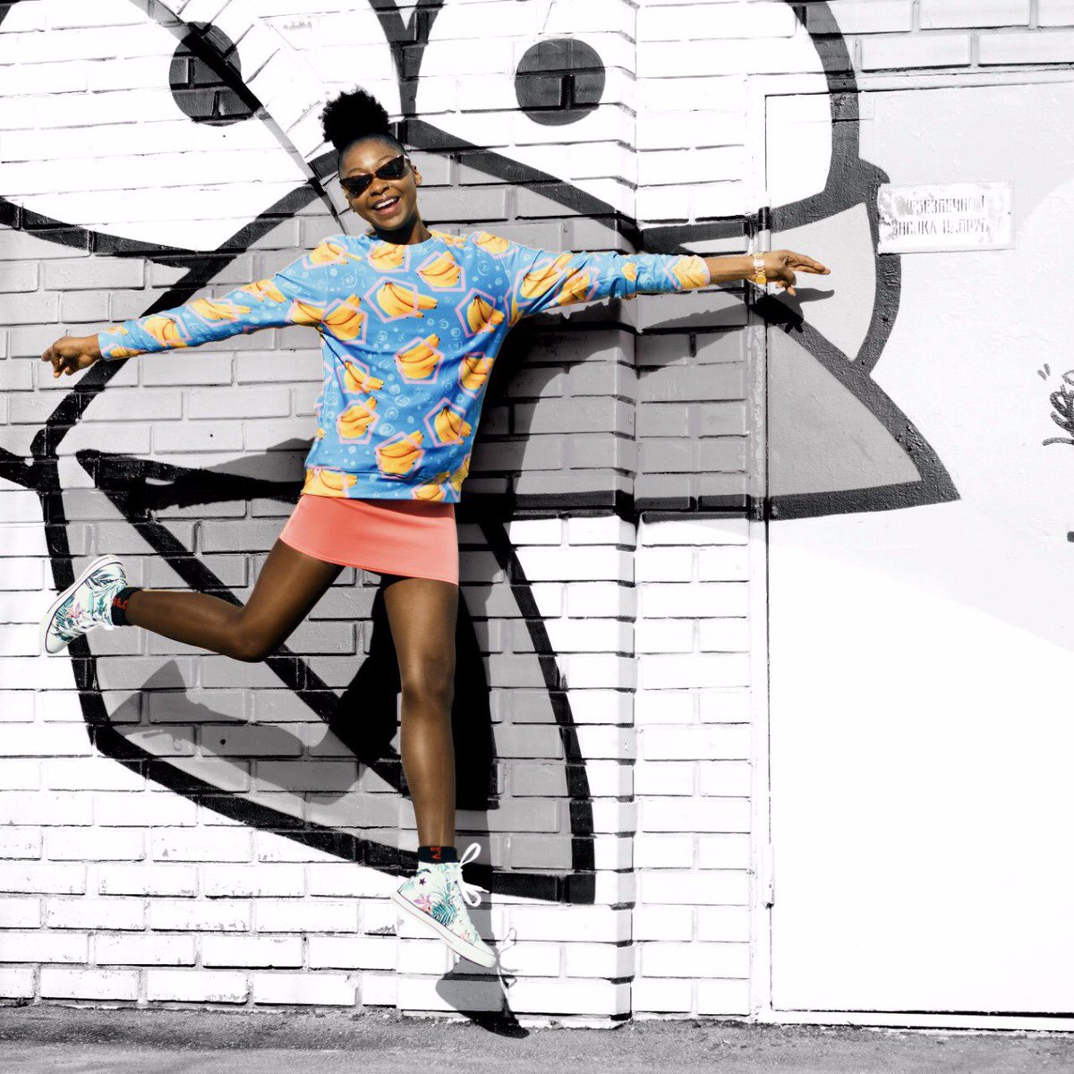 yoobe_co's tweet image. Make money with no effort. Create your store in 1-click: bit.ly/2Qd9Zkc

#createyourcontent #digitalinfluencer #sellonline #merchandisestore #personalbrand #personalbranding #blogger #blog #youtuber #instagramer #personalblog #sellmerch