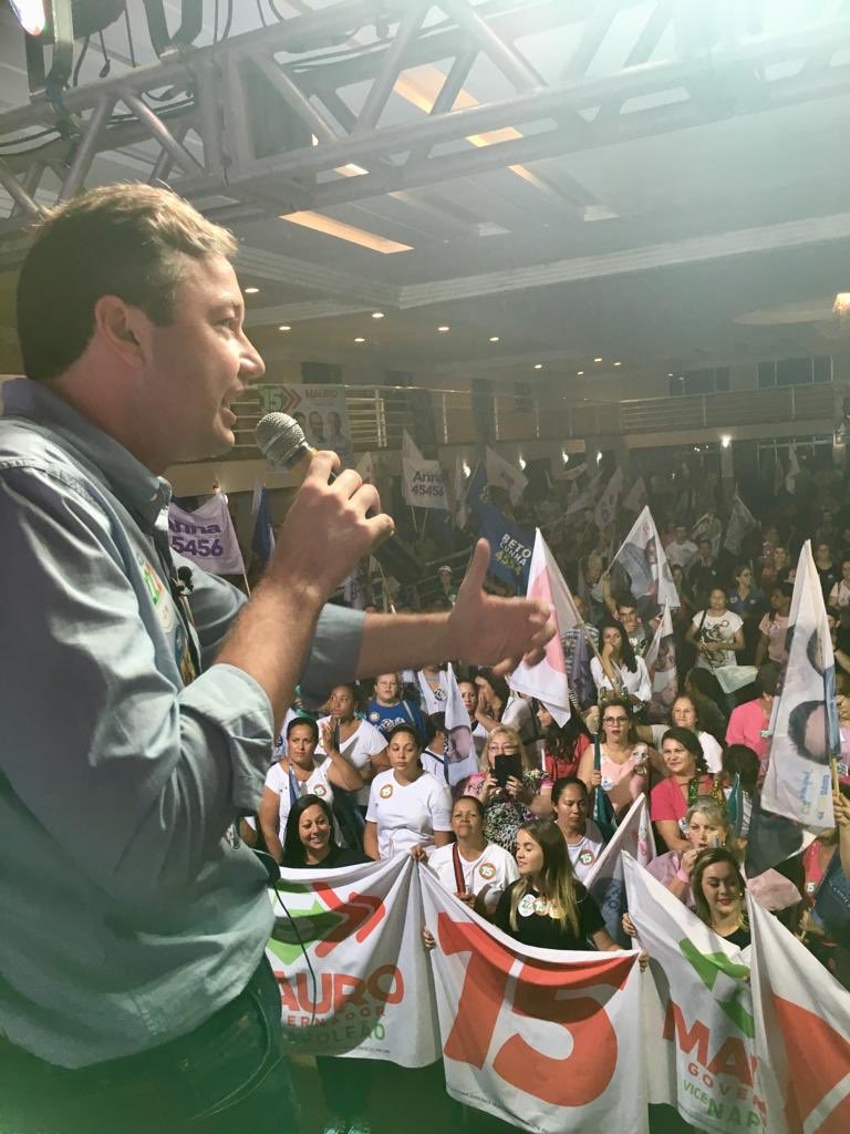 NapoleaoSC's tweet photo. Que clima maravilhoso. Pra cima. Do nosso jeito!! Obrigado Itajaí e Camboriú pelo apoio. É a “Onda 15” que cresce a cada dia. Vamos juntos!!
#Vote15
#SCquerMais
#PéNaEstrada
#NapoleãoBernardes
#MauroMariani
#JorginhoMello
#PauloBauer
#NossaSantaCatarina
#eleições2018 https://t.co/Nv0Y9FLqgL