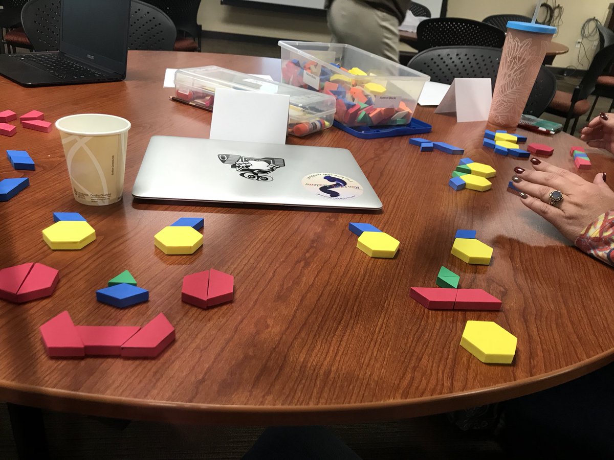 jffrymcc's tweet photo. Got to go to an #amazing training for #math4love it was great to see how it all worked and #work through the #curriculum! @MSEWahluke https://t.co/tAc0LLb8lh